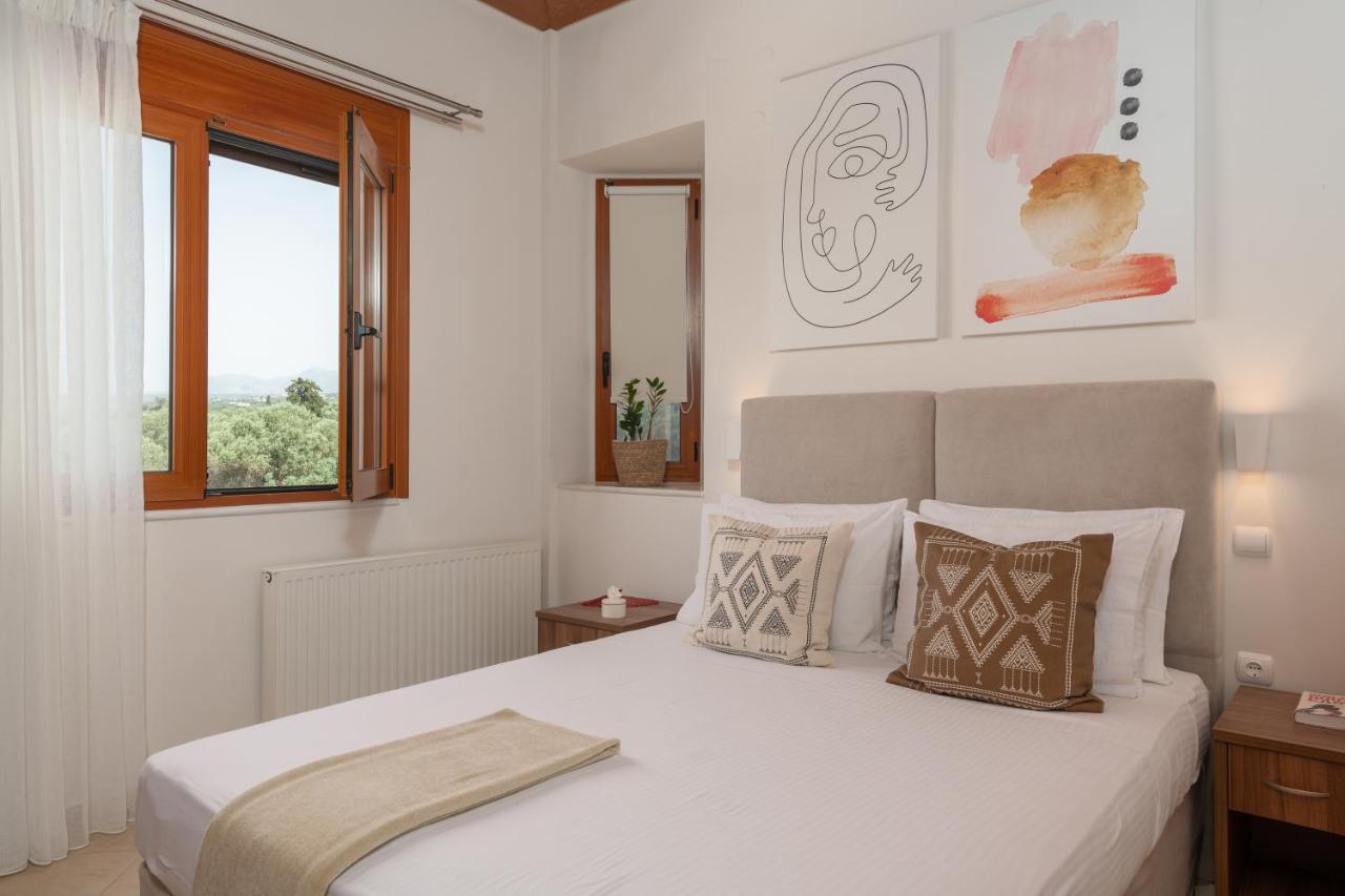 Tsourlakis Residence, An Oasis Of Tranquility, By Thinkvilla Pigí エクステリア 写真